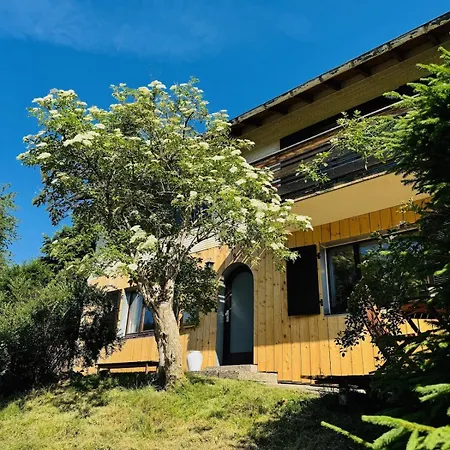 Falkhaus Am Wasserfall Apartamento